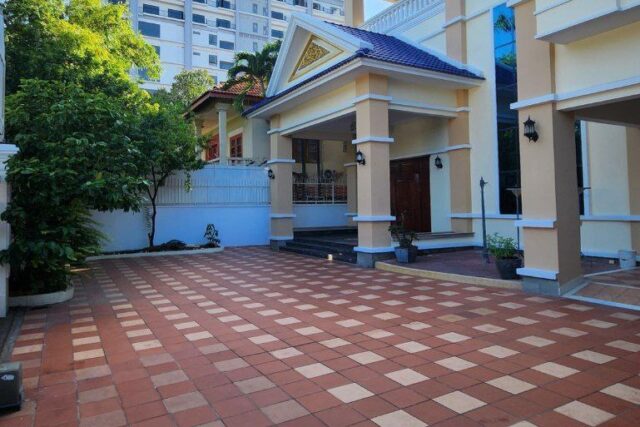 TUOK KORK Villa for Rent