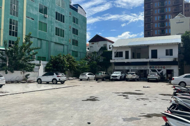 Land for Sale In Khan Daun Penh
