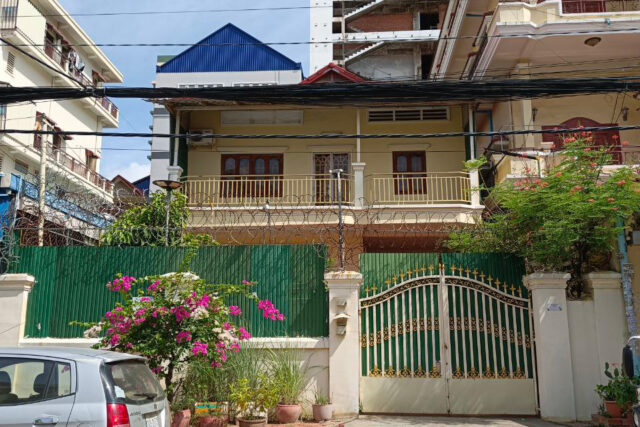 House for Sale – Terk L’ak 3