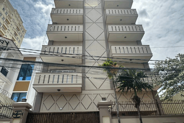 Building for Rent / Sale – (Near Deum Thkov Market)